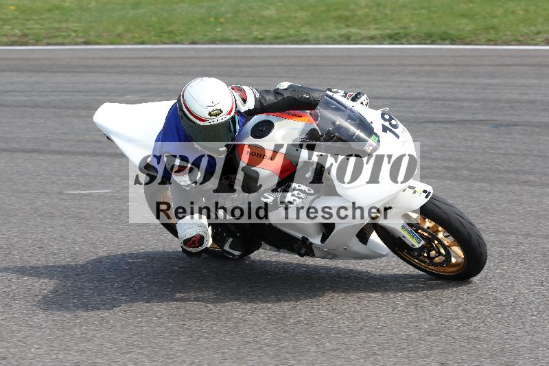 /Archiv-2022/06 15.04.2022 Speer Racing ADR/Instruktorengruppe/18